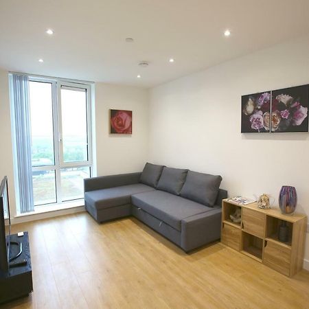 Infinity Apartments Bracknell Esterno foto