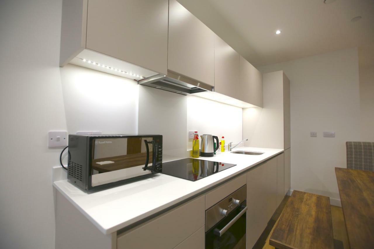 Infinity Apartments Bracknell Esterno foto